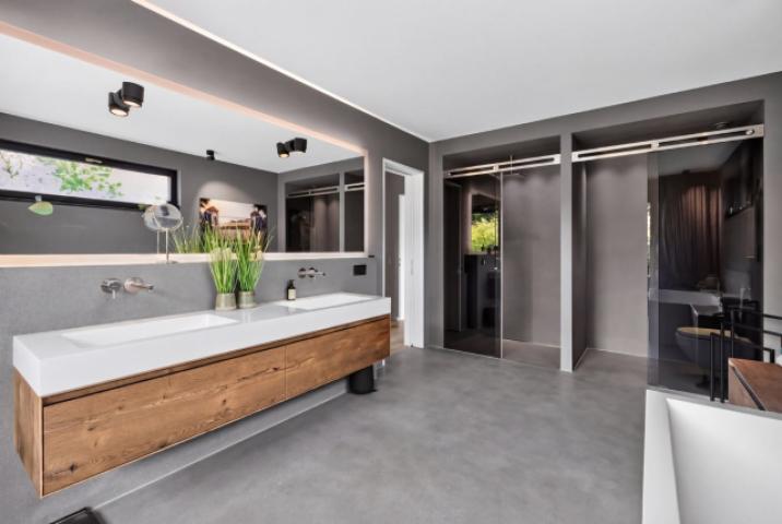 Wellness-Oase mit Dachterrassenzugang