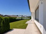 Terrasse mit Garten im EG