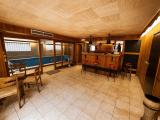 Bar ( Staged )