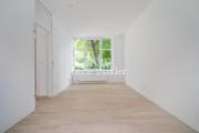 Schlafzimmer mit Wallblick