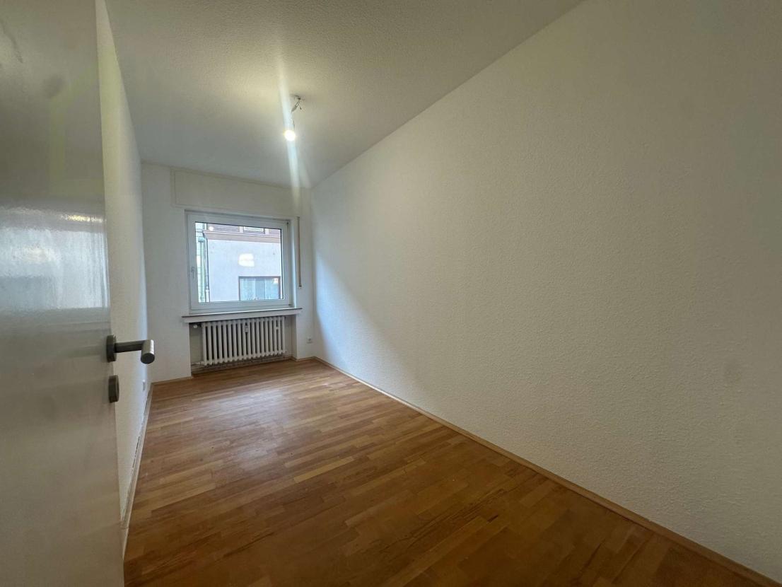 Kinder-/Arbeitszimmer