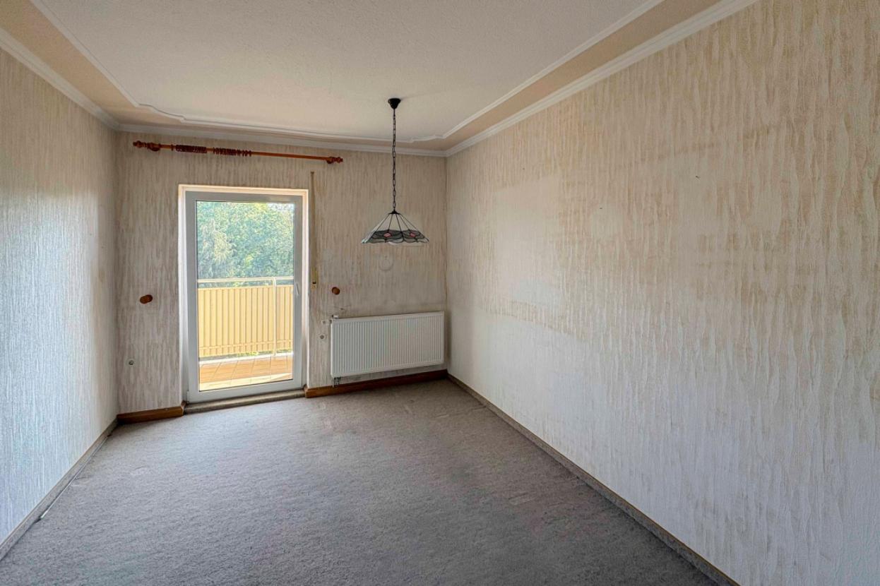 Büro EG