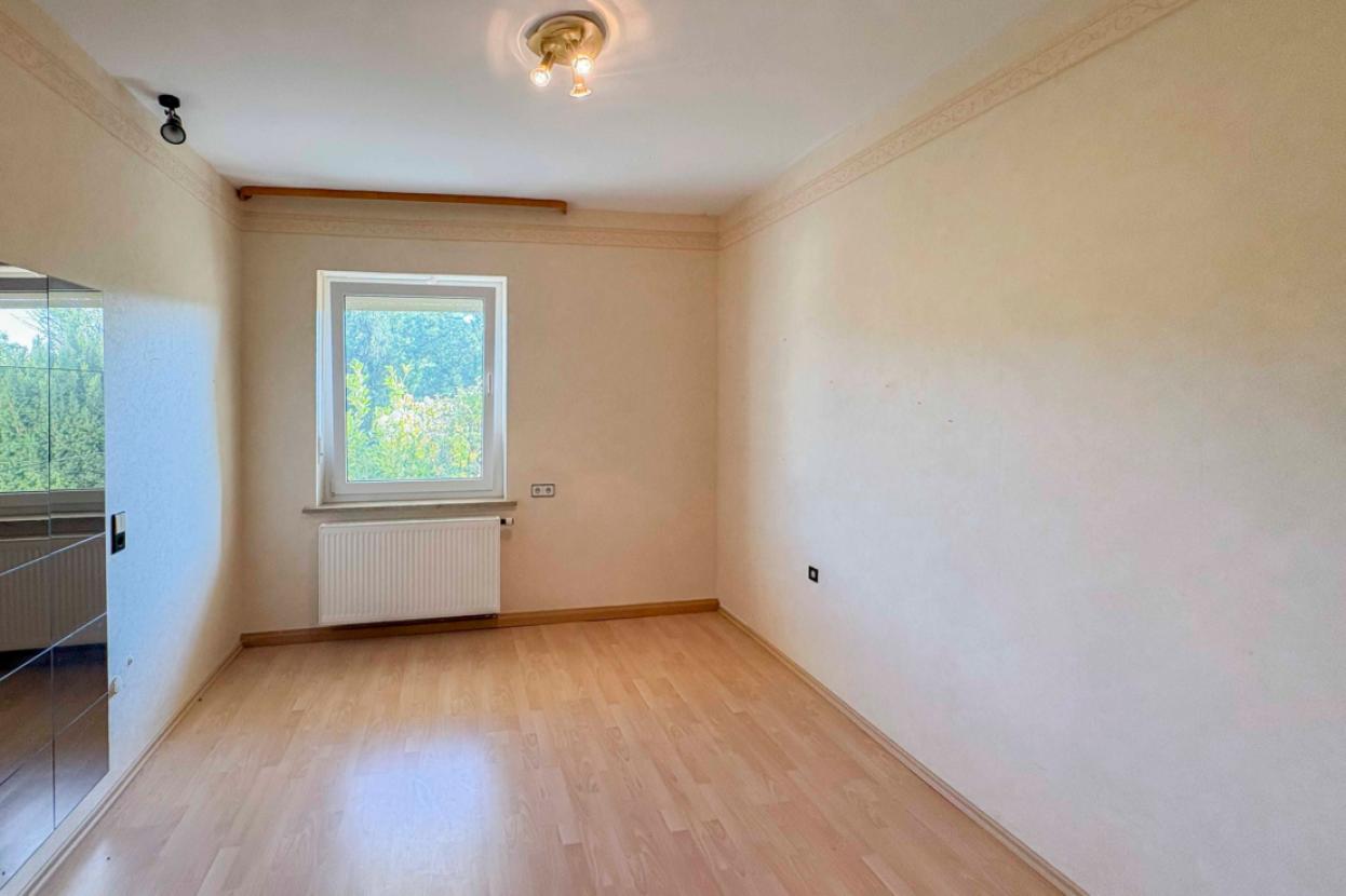 Schlafzimmer UG