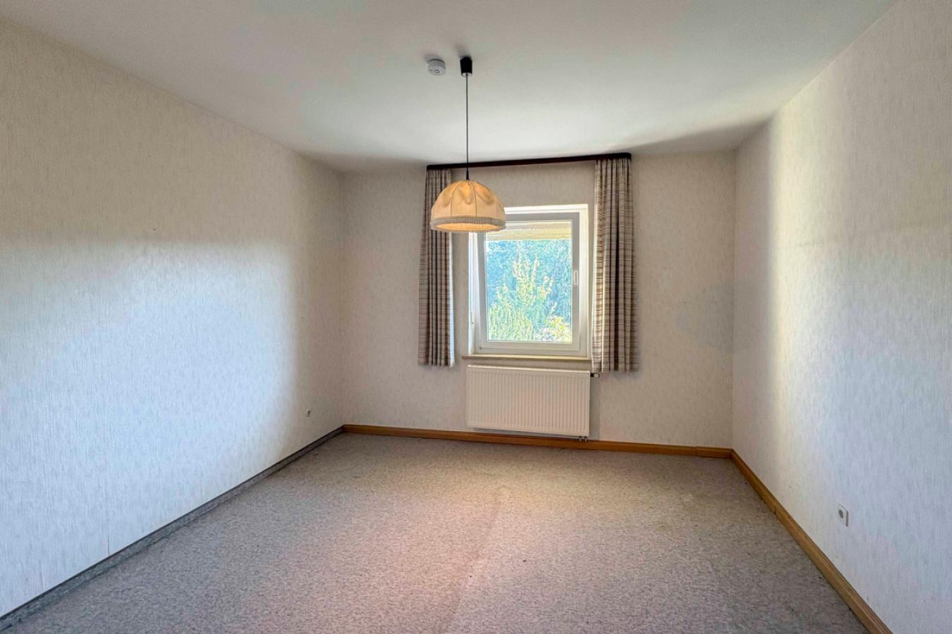 Schlafzimmer UG