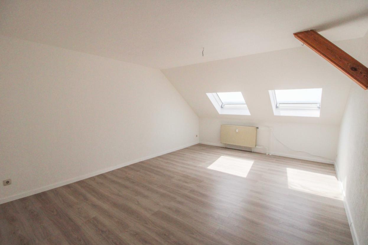 Wohnzimmer - DG