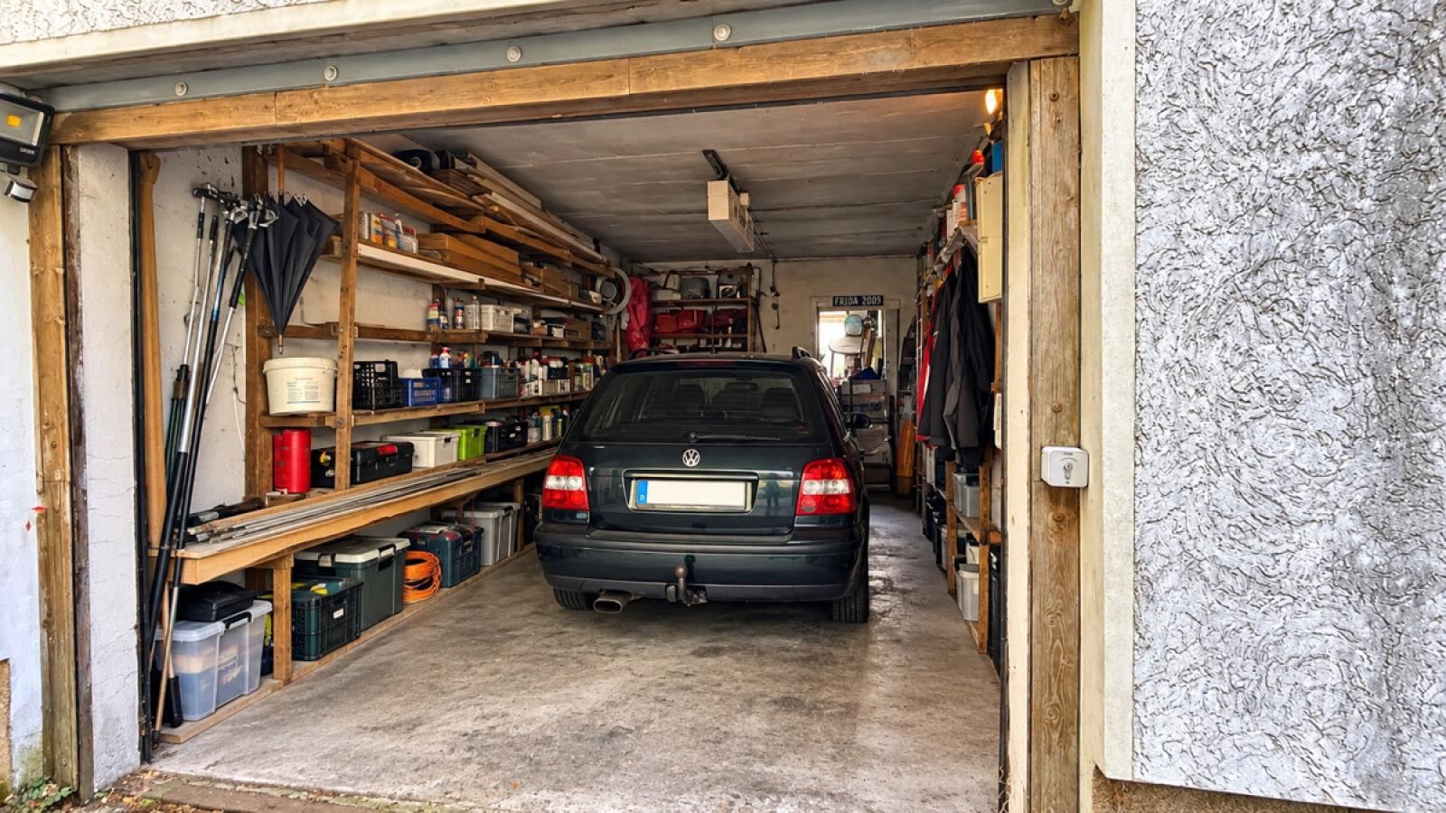 Garage (digital aufgeräumte Darstellung)