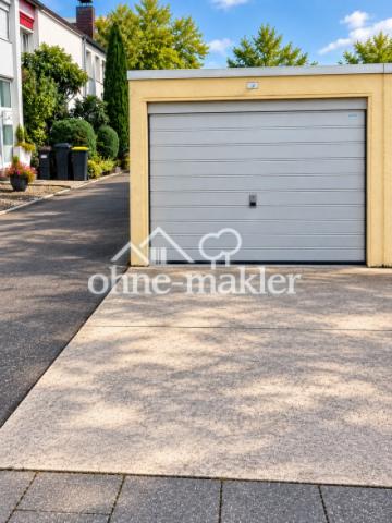 Garage mit Stellplatz