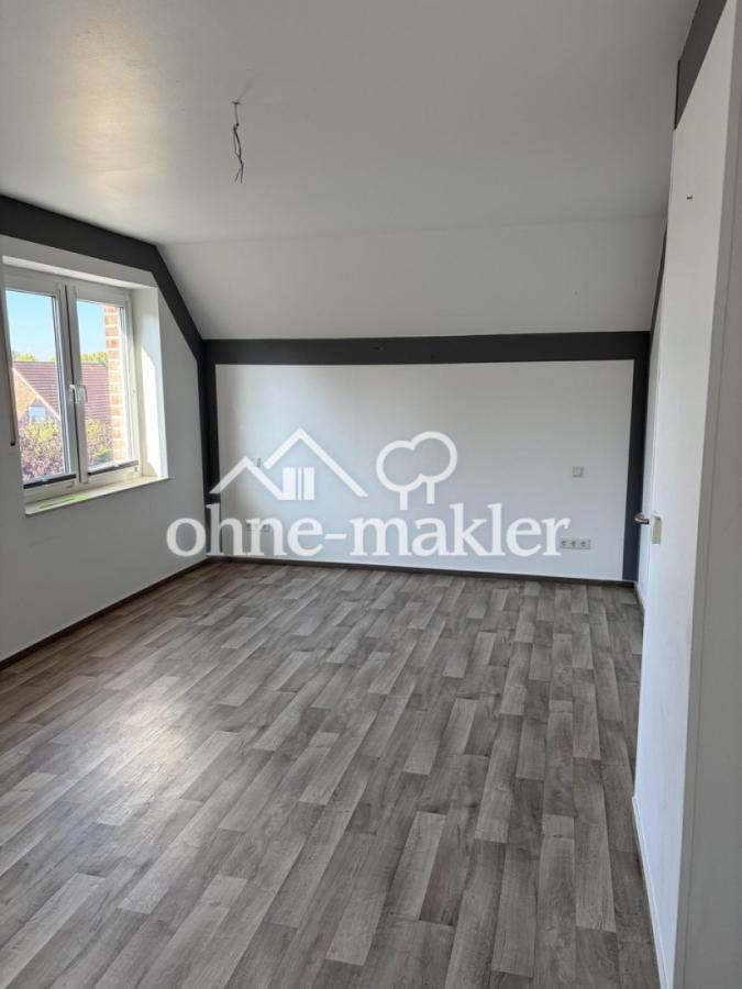 Eltern-Schlafzimmer DG