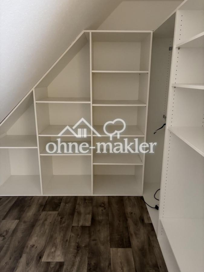 Begehbarer Kleiderschrank