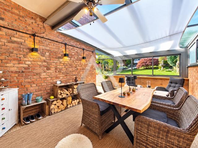 Überdachte Terrasse