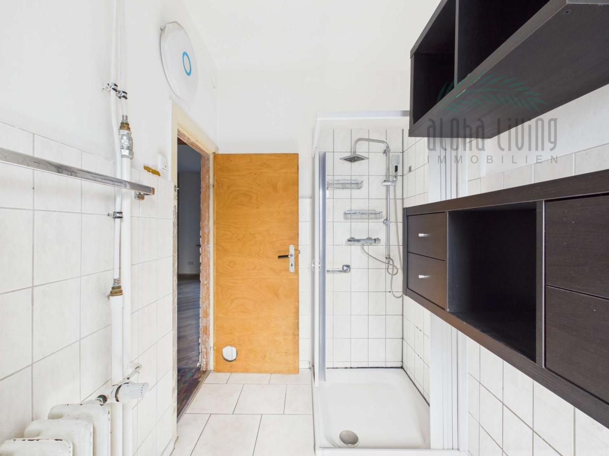 Badezimmer 1 (EG)