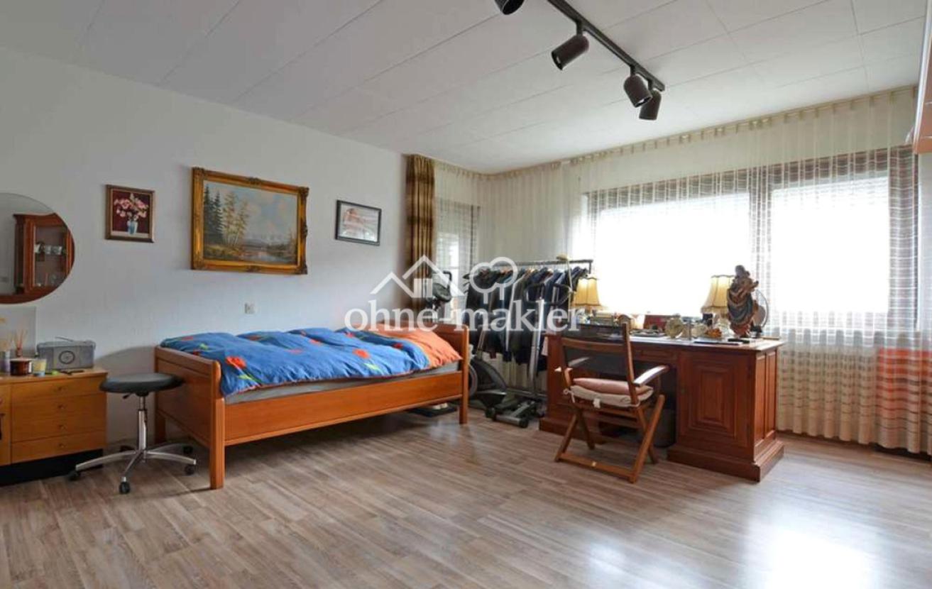 Kinderzimmer / Homeoffice1