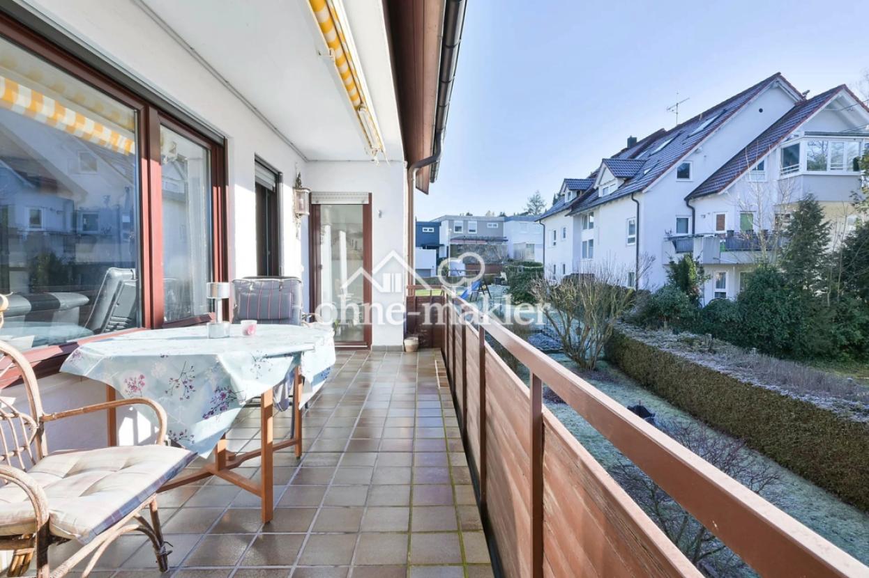 Südbalkon, Blick in den Garten