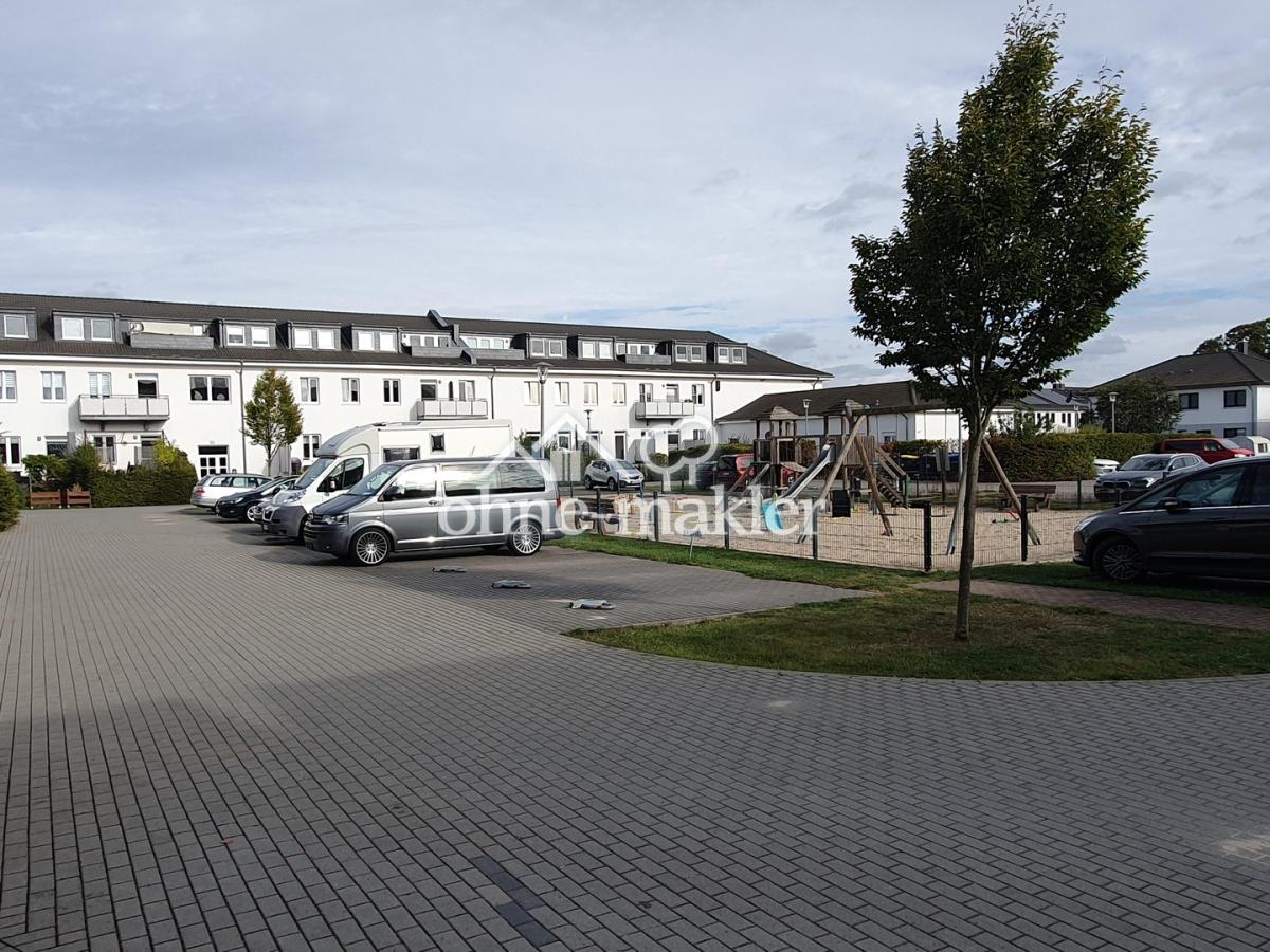 Wohnanlage innen 2 Spielplatz