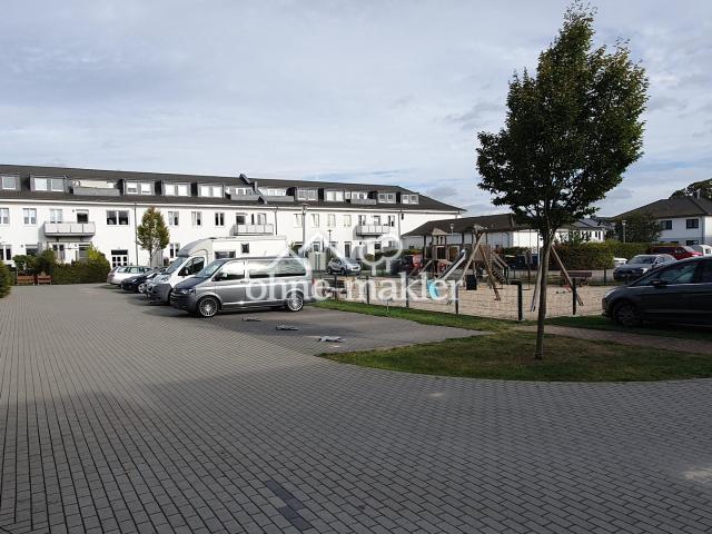 Wohnanlage innen 2 Spielplatz
