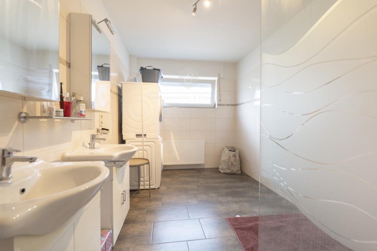 Badezimmer Erdgeschoss