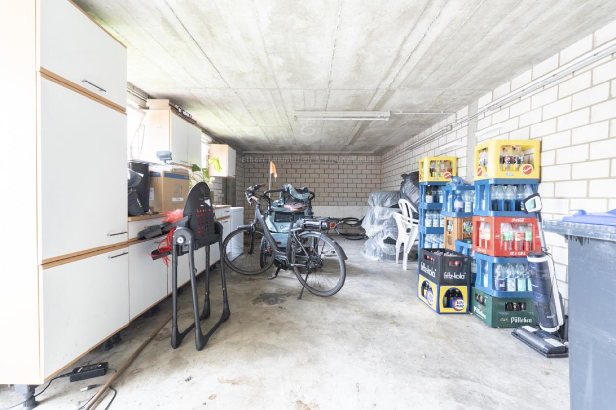 Garage 1