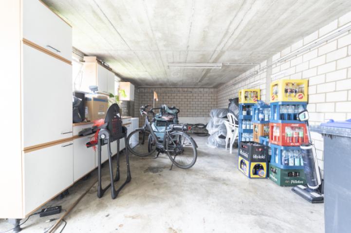 Garage 1