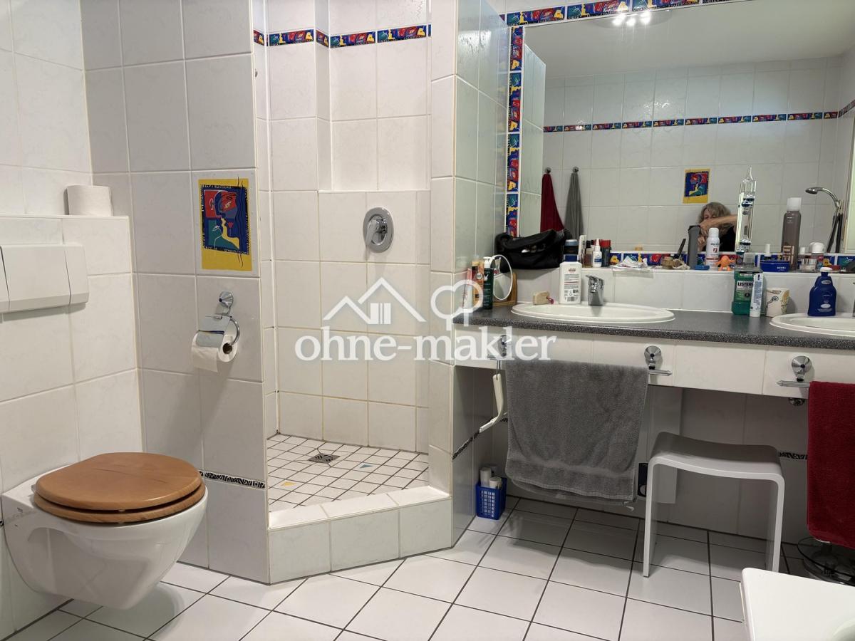 Maisonette Bad mit Dusche