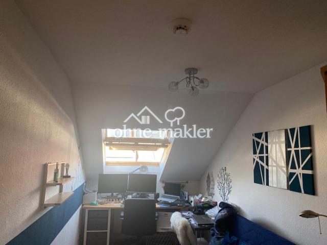 Kinder-/ Arbeitszimmer
