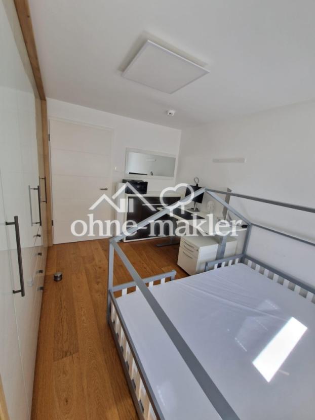 Kinderzimmer/Büro
