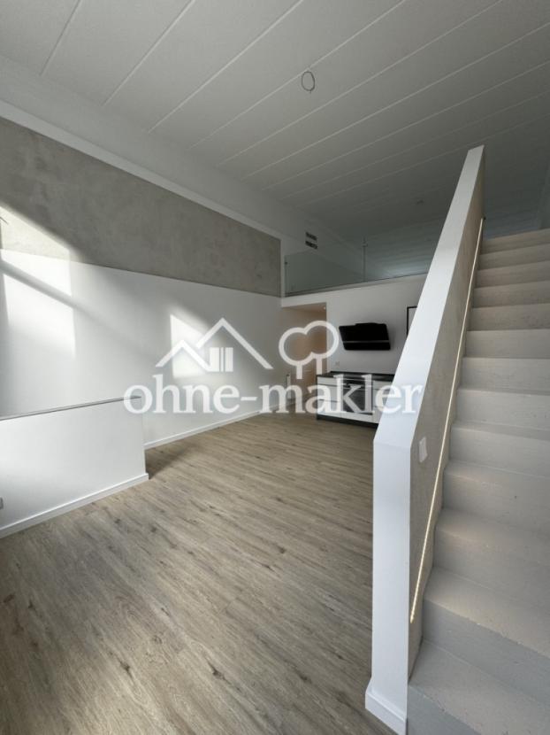 Treppe zur Galerie