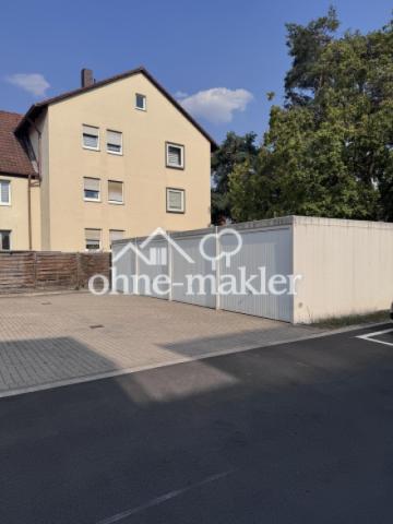 Garagenhof liegt gegenüber
