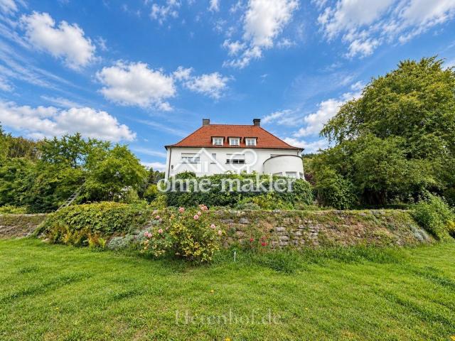 Südfassade Villa-Terrassierung