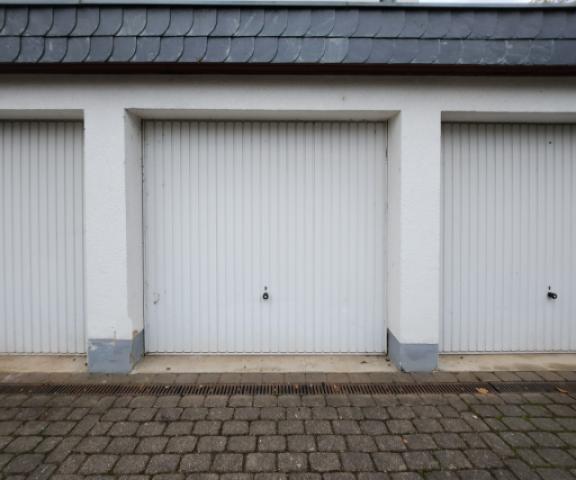10 Garage