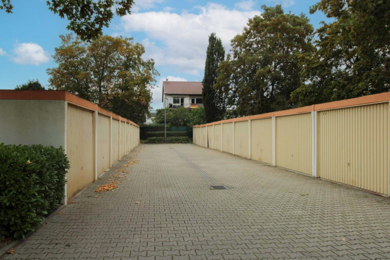 Garagenzufahrt
