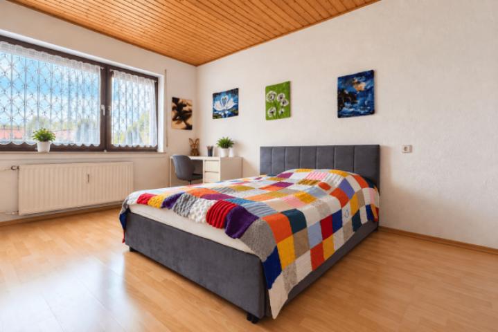 Schlafzimmer UG