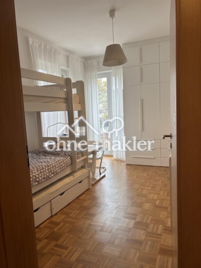 Kinderzimmer 1 (Ecke)