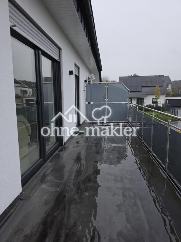 Balkon am Wohnzimmer 