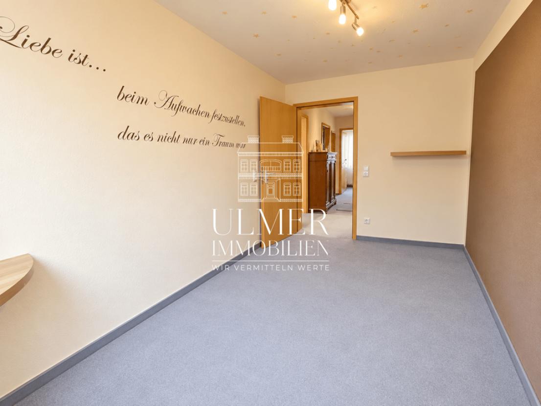 Kinderzimmer mit KI aufgeräumt