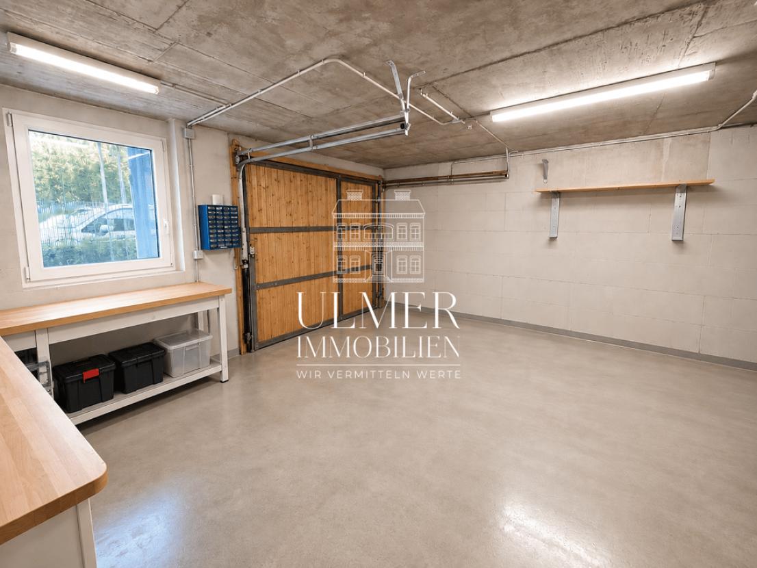 Garage (mit KI aufgeräumt)