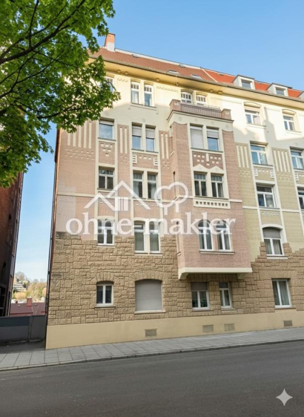 Denkmal mit Sandsteinfassade