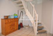 Vorkeller mit Treppe zum EG