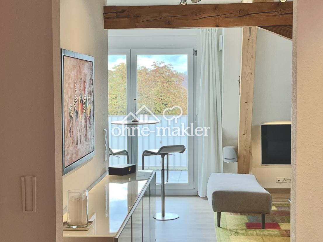 Flur Sicht Wohnküche, Balkon1