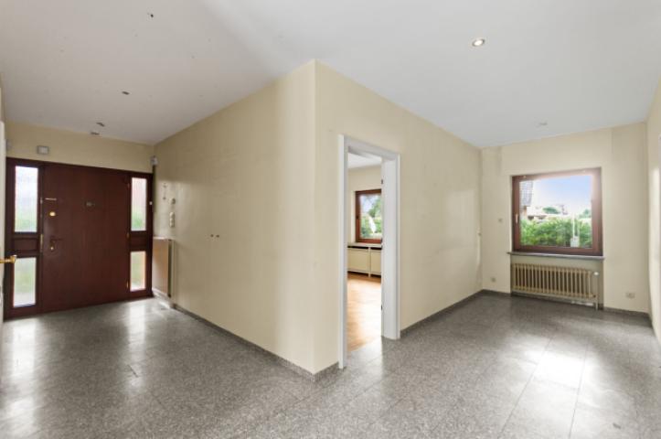 Zentrale Diele im EG