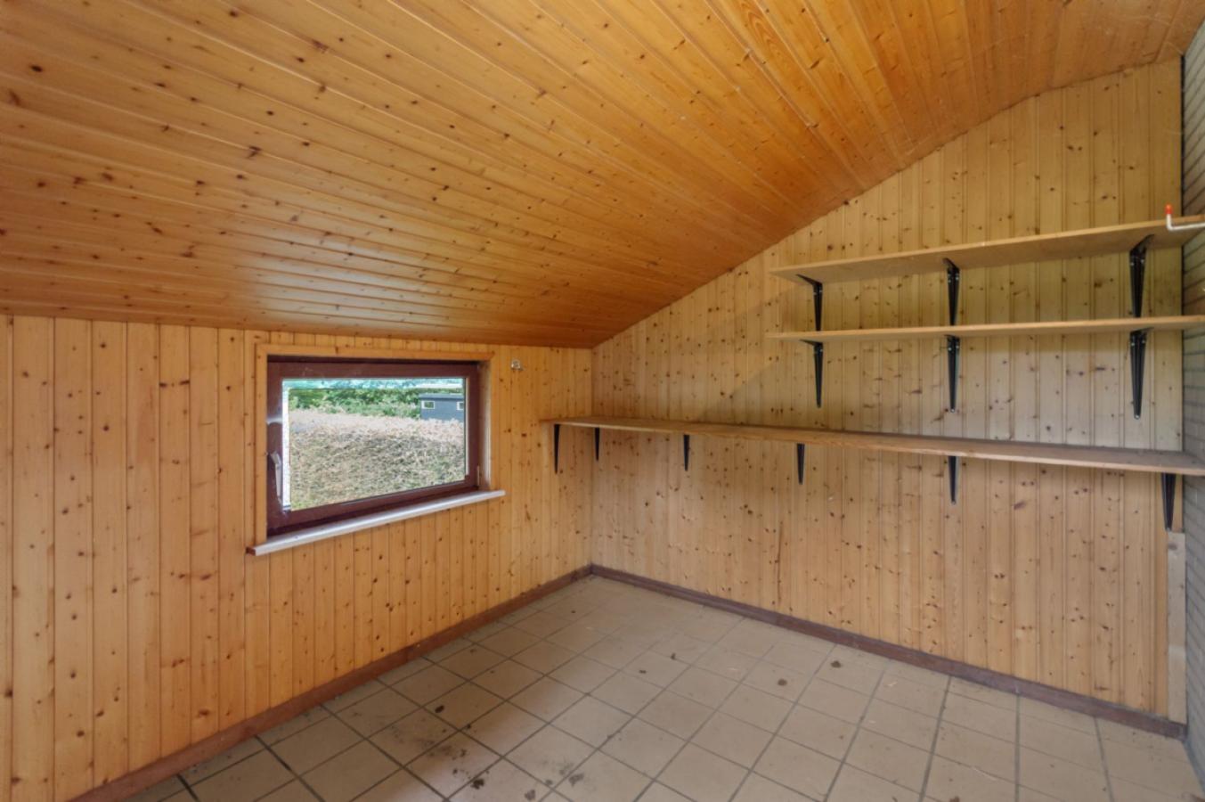 Großer Abstellraum zum Garten