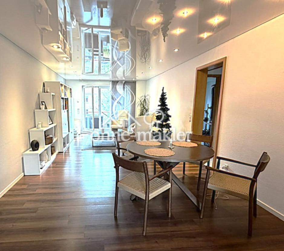 Wohnzimmer mit viel Platz