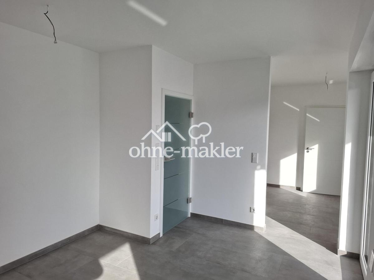 Wohnzimmer zur offenen Küche