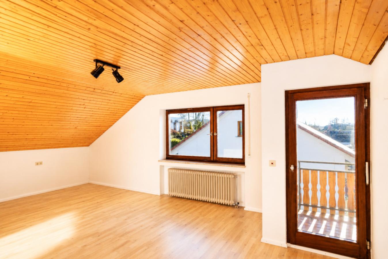 Zimmer DG mit Balkon