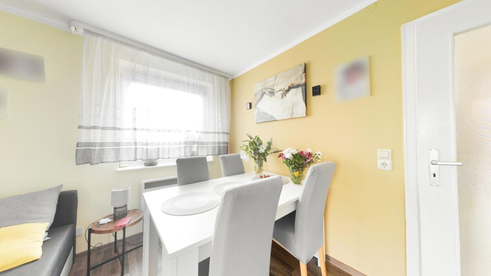 Wohn_und_Esszimmer