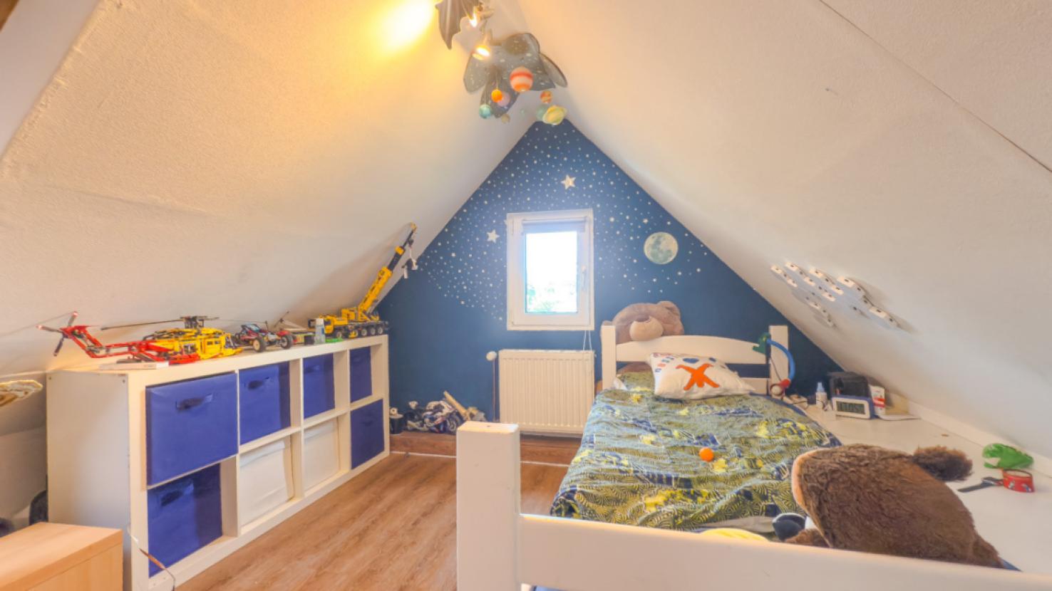 Schlafzimmer 2 DG