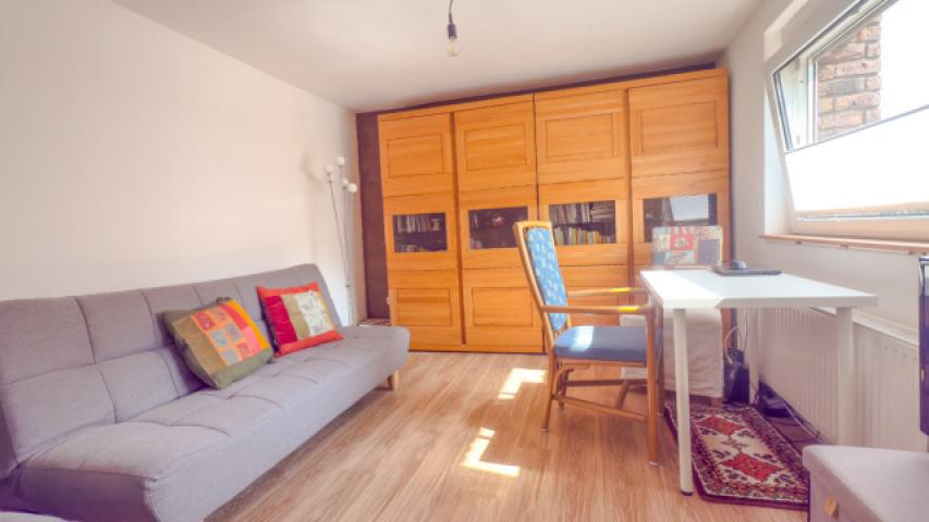 Wohnzimmer KG