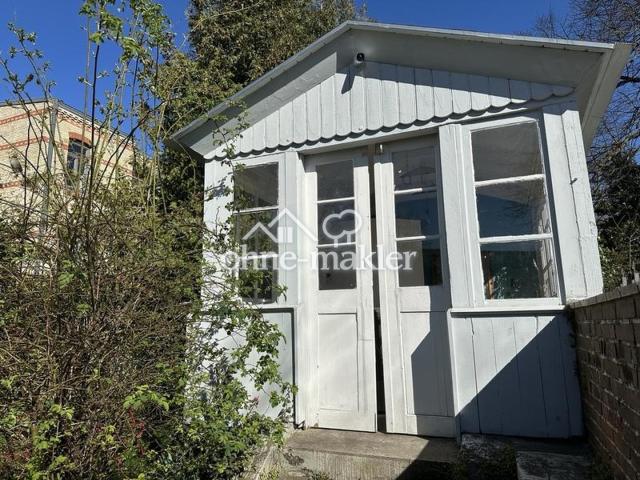 Außen: Gartenpavillon