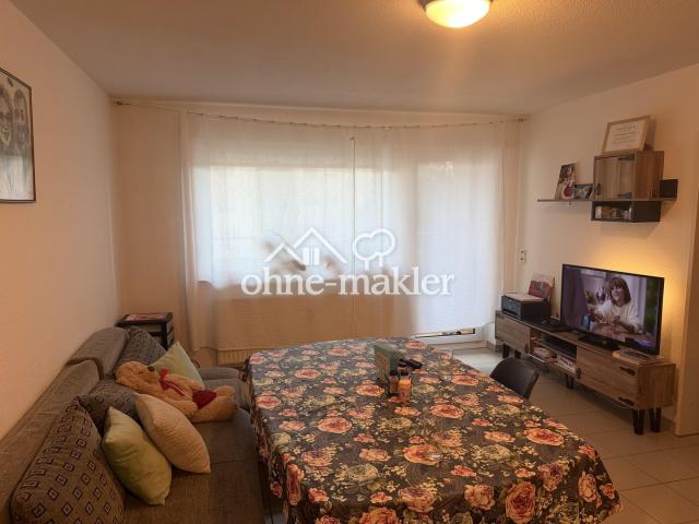3 - Wohnzimmer bewohnt