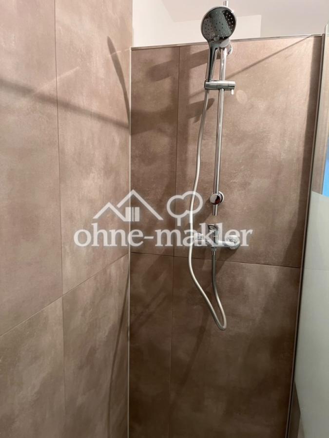 NEU saniertes Badezimmer