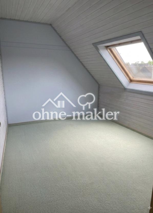 Schlafzimmer DG